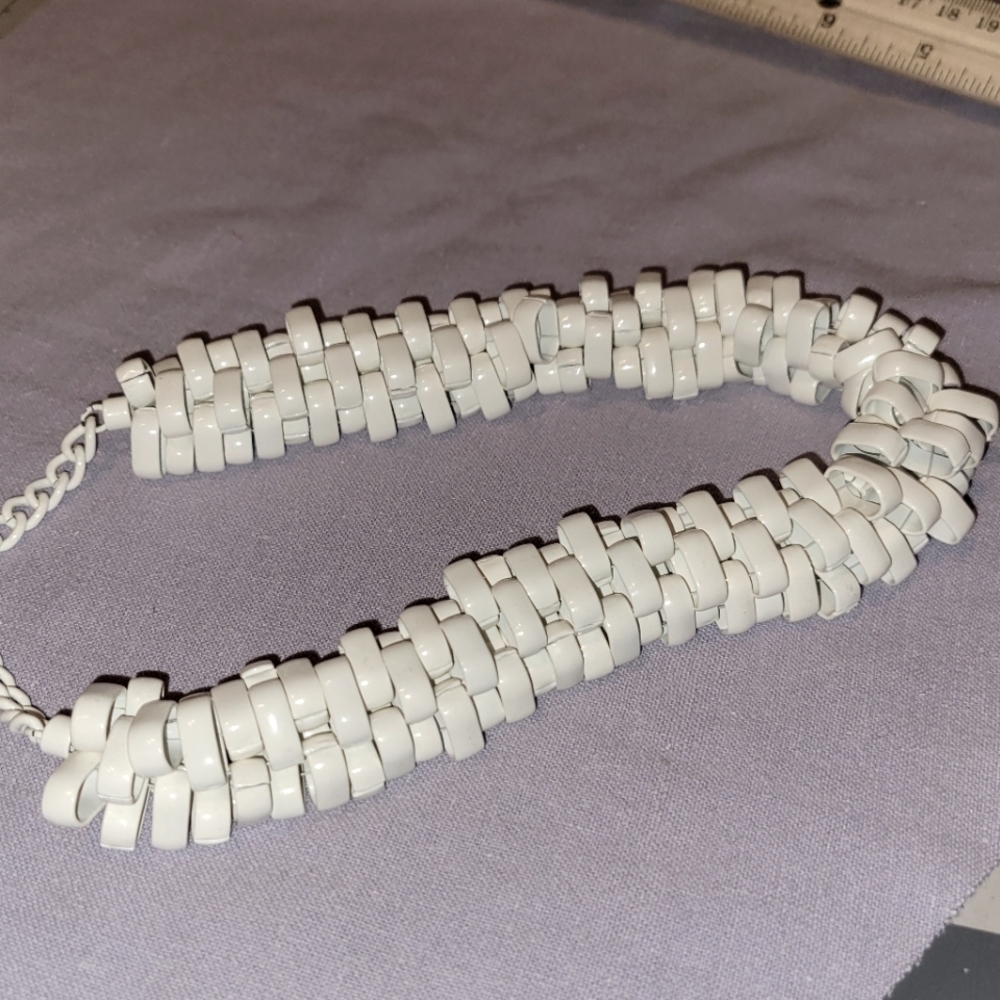 Zara White enameled metal chunky statement necklace